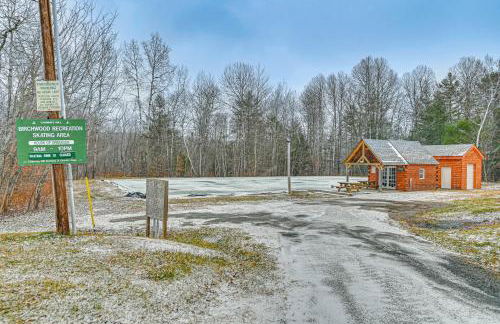 8 Mi to Mt Snow Cozy Bear Cabin with Hot Tub! - Foto 25