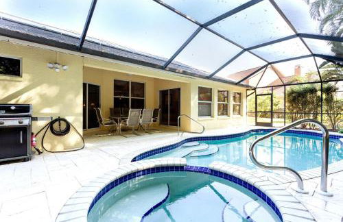 SERENE & ATTRACTIVE 3BR HEATED POOL/SPA HOME - Photo 1