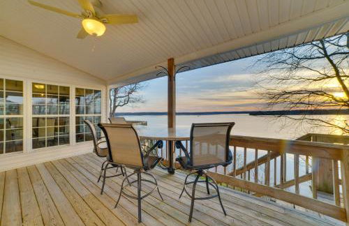 Peaceful Big Sandy Home with Deck on Kentucky Lake! - Foto 1