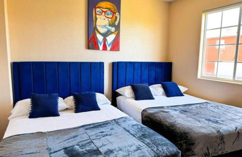 Spacious 4BR Fam Retreat King Bed WIFI And Parking - Foto 2