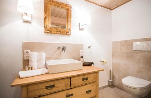 Das Schusterhäusl - Urlaub im oberbayerischen Baudenkmal - Foto 12