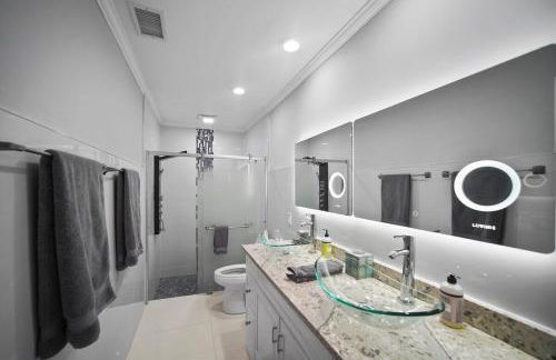 Luxury Vacation Home - Private Pool Outdoor Living - Foto 18