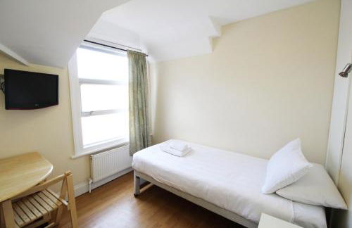 Flexistay Aparthotel Tooting - Photo 15