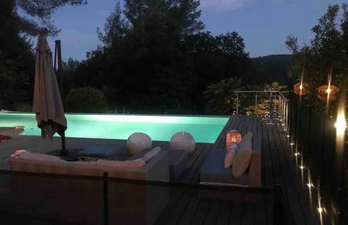 Villa Jean-Pierre. Infinity pool and view in Tourrettes-sur-Loup - Foto 71