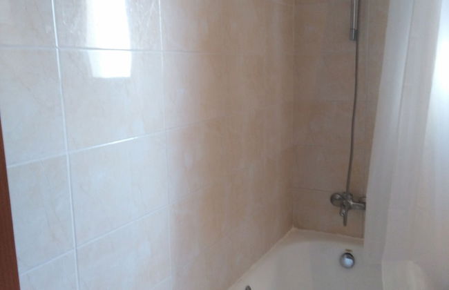 Huge ! Lovely! Private! Villa in The Heart Of Coral Bay! Car Not Essential ! - Photo 15