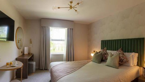 Hatherley Manor Hotel & Spa - Photo 4, Garden view