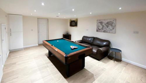 Filey Central Two - Uk42903 - Photo 2, Game Room