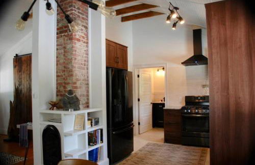 Charming Urban Retreat - Cozy Cottage in Charlotte - Foto 6