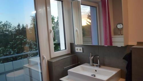 Ludwigsburg, ruhige Lage im Grünen, Schlossnähe, blühendes Barock - Foto 4