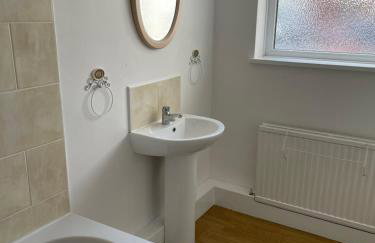 Spacious, Sleeps 18, 3 Bathrooms, Parking, Park, Mansfield - Foto 18