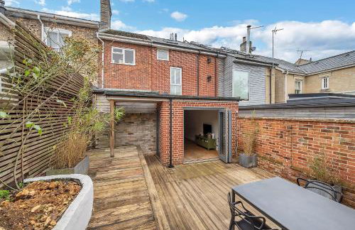 7D Albert St - sleeps 4 guests with parking on request - Foto 22