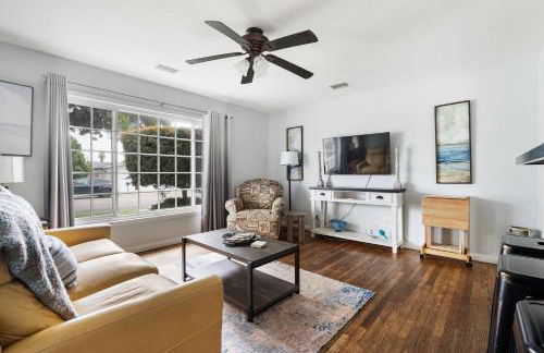 O-Side Beach Bungalow with Jaccuzi Blocks to beach - Photo 24