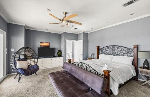 Oceanfront Galveston Beach House Steps to Sand! - Foto 20