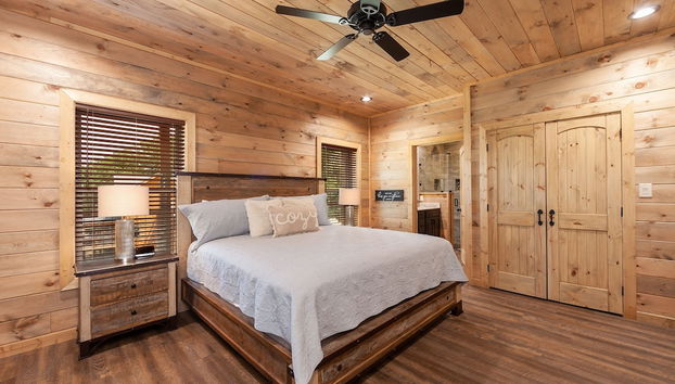 Thunder Mountain Lodge 5 Bedroom Cabin by RedAwning - Foto 2, Habitación