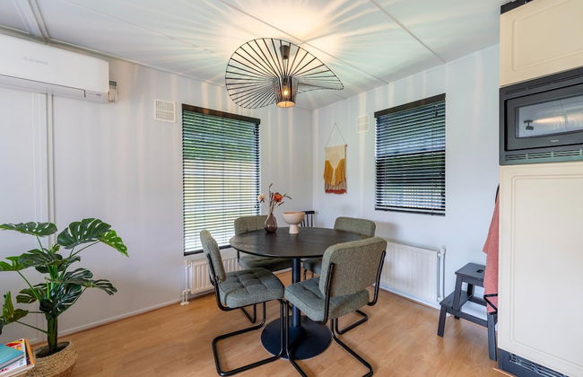 Luxury Chalet in Stegeren, Beautiful Surroundings - Photo 26