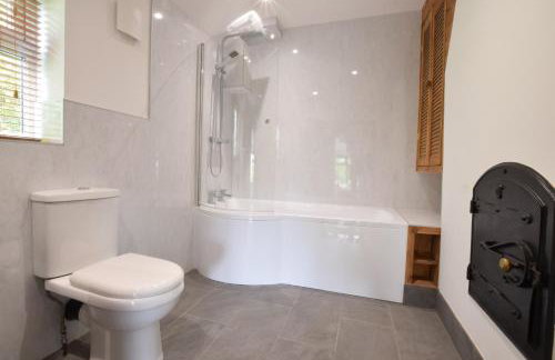 1 Tunns Cottages, Rushmere, nr Beccles - Foto 7