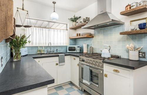 The Marlowe Seaside Inn - Vintage Luxury at the Beach - Hotel Amenities - Foto 13