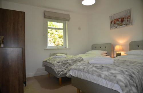 SCOTTISH HIGHLANDS Superb 2 bedroom apartment. - Photo 13