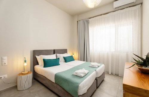 Eumelia Iconic Villa, with Heated Pool & Whirlpool, By ThinkVilla - Foto 29