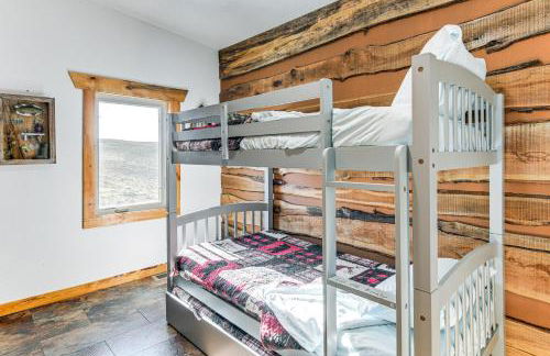 5 Mi to Lake Secluded Pinedale Retreat with Sauna! - Photo 18