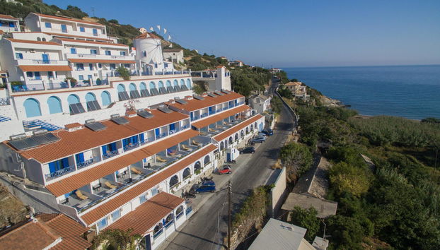 Kerame Hotel & Studios - Foto 4