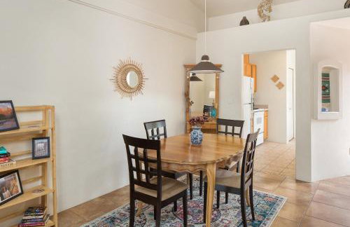 Refreshing Sedona Sanctuary with Pool and Hot Tub for Family - Foto 2