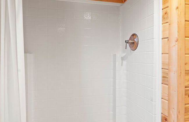 NEW Moondance Majestic Mini Cabin Cathedral Rock - Foto 20