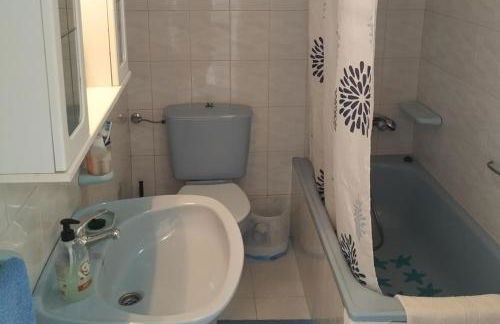 3 Bed House Sleeps 6 Pet-Friendly with Terrace - Foto 30