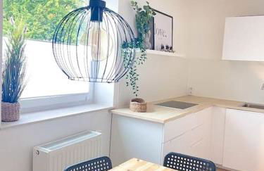 MEGHA Living - 2 Zimmer Appartments mit Küche - Zentral - Foto 25