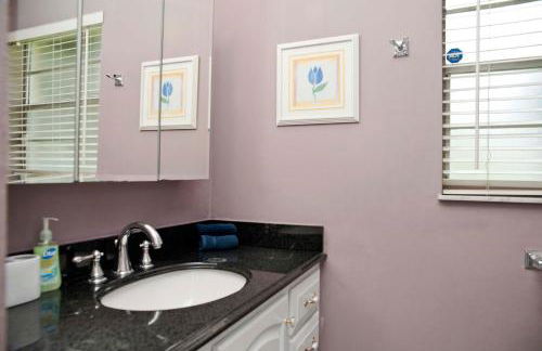 3 Bedrooms 2 Baths Pool Home available for LONGER STAYS!!! - Foto 20