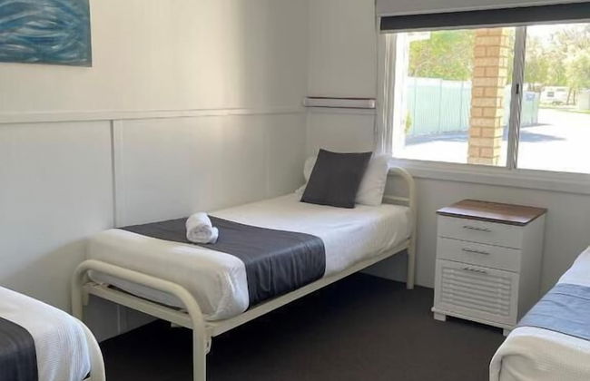 Busselton Jetty Chalets - Photo 6