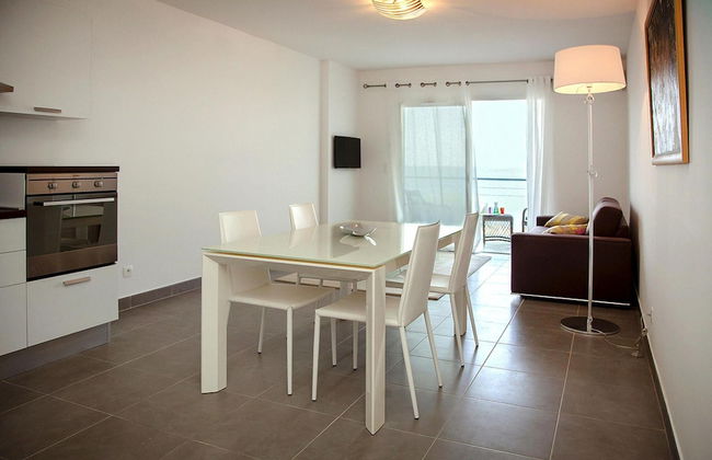 Apartment in Macinaggio Near Marina & Beach - Foto 11