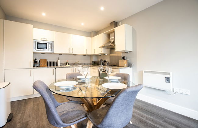 The Wren Beautiful Apartment inc parking - Foto 4