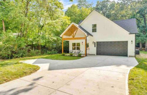 Brand New Luxury home 2022-Hot Tub-Pet Friendly - Foto 4