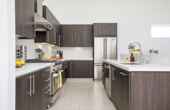 Sleeps 28! 2 Luxe Villas w/ Pool & Putting Green Polo Villas Nova by Avantstay - Foto 48