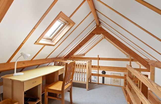 Nice Holiday Home by the sea - Photo 6