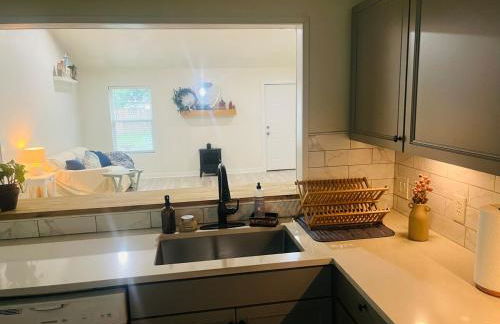 Charming House18 min IAH-TheWoodlands - Foto 41