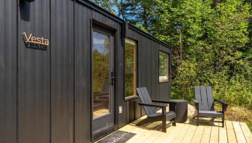 Vesta Nook With Shower Queen Bed & pullout sofa - Photo 2