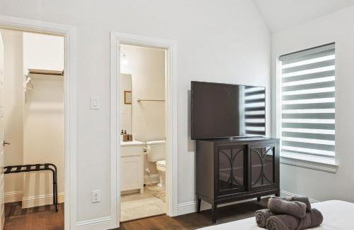 Brand New 5BD 4BA Luxury Vacation Home w Hot Tub - Foto 38