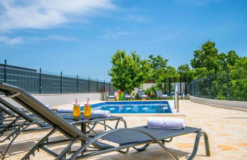 Holiday Home Villa Mile mit beheiztem Pool- Grill und Terrasse by Interhome - Foto 10