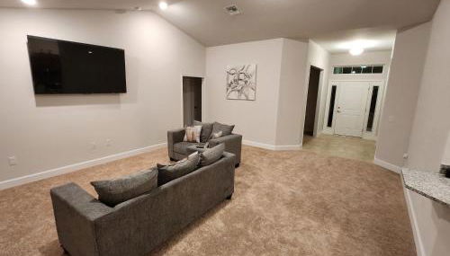 Home away from home - Photo 2