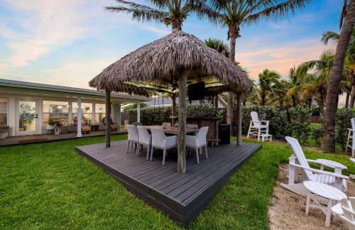 Oceanfront Cocoa Beach Vacation Home Private Beach, Tiki Bar & Family Fun - Foto 53