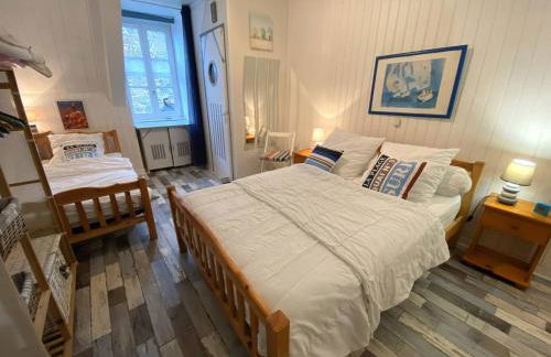 Maison de pêcheur rénovée avec cour et wifi, à 100m du port de Perros-Guirec - FR-1-368-264 - Foto 9