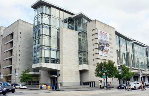 Your Home Away For Home, Convention Center. 96 WALK SCORES. - Photo 6