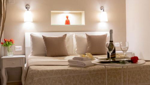 Reginella Duomo Apartment - Photo 2