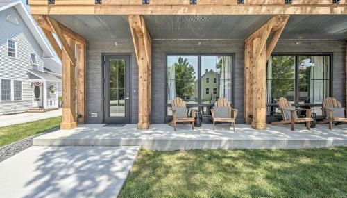 Elkhart Lake Townhome - 3 Mi to Road America! - Foto 2