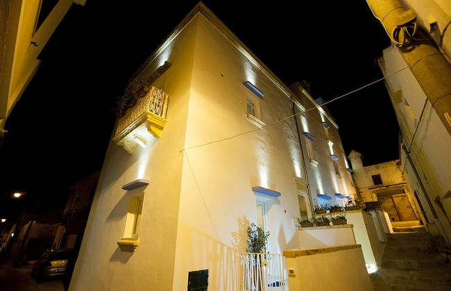 Deluxe Azalea Suite With Private Pool - Photo 17