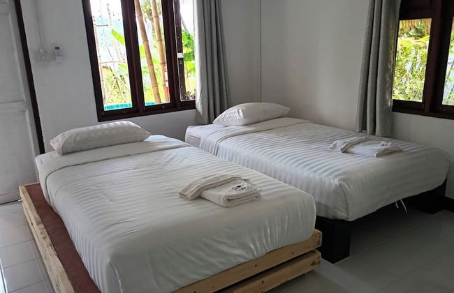 The Frog Cabana - Photo 2