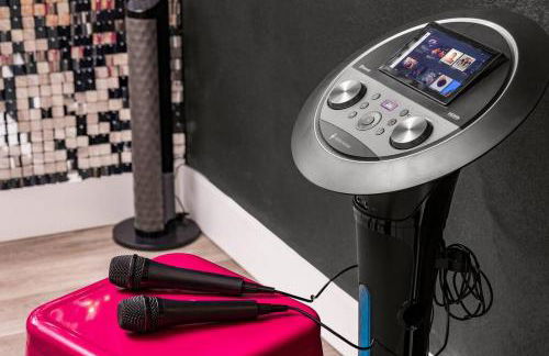 Wild West Disco Haus 2! New Hot Tub, Patio + Gym - Foto 45