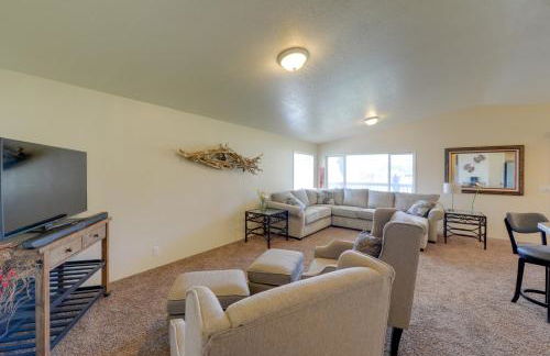 Smith River Home with Boat Launch and Ocean Views - Foto 1